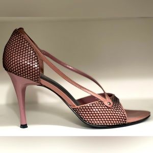 Carlos Santana Stilettos, Like New, Mauve with black netting, Size 8